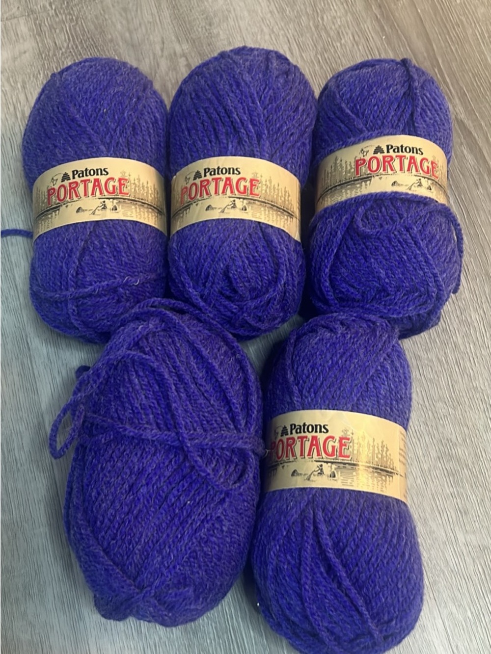 Patons Portage Purple Wool Blend Yarn - 5 Skeins (500m total)